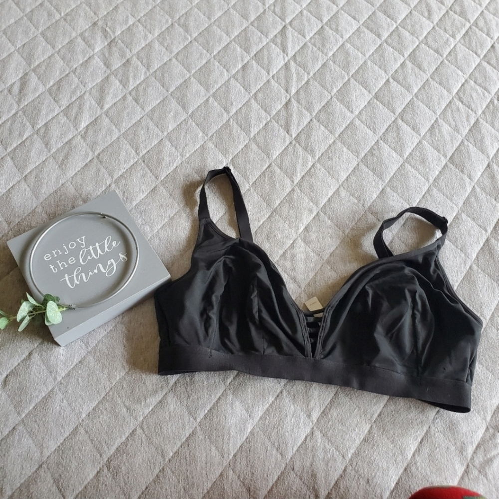 ⭐4/$20 Cacique Bralette Bra Size 14/16